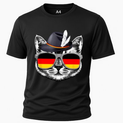 Cute Cat German Flag Oktoberfest Pride Germany Festival Performance Shirt