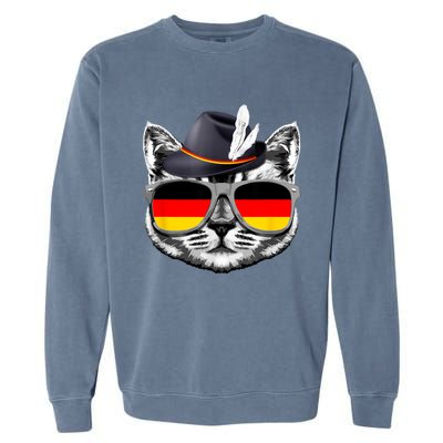 Cute Cat German Flag Oktoberfest Pride Germany Festival Garment-Dyed Sweatshirt