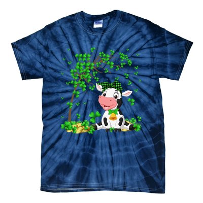 Cute Cow Holding Lucky Shamrock Leaf Farmer St Patrick's Day Tie-Dye T-Shirt