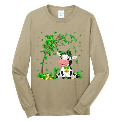 Cute Cow Holding Lucky Shamrock Leaf Farmer St Patrick's Day Tall Long Sleeve T-Shirt