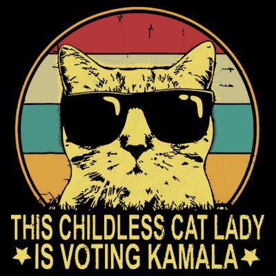 Childless Cat Ladies For Kamala Harris T-Shirt