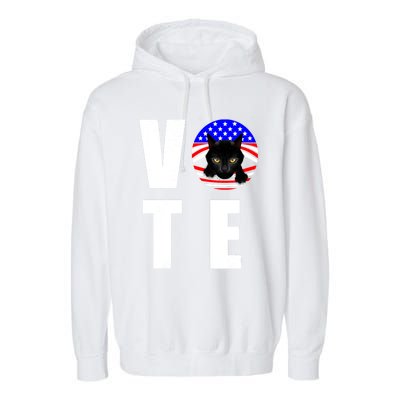 Childless Cat Ladies Vote 2024 Retro American Flag Stars Garment-Dyed Fleece Hoodie