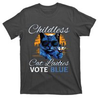 Childless Cat Ladies Vote Blue In November Kamala President T-Shirt