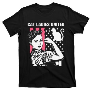 Childless Cat Lady For Cat Mom Women Cat Ladies Gift T-Shirt