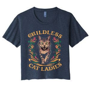 Childless Cat Ladies 2024 Cat Lady Voting For Kamala Harris 2024 Women's Crop Top Tee