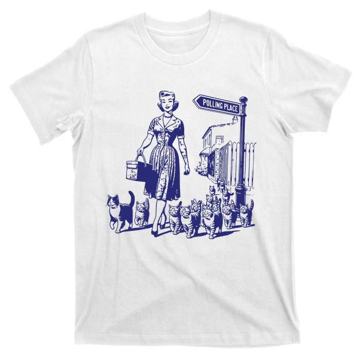 Childless Cat Lady Funny Vintage T-Shirt