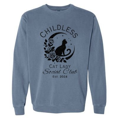 Childless Cat Lady Social Club Meme Cat Kamala Harris 2024 Gift Garment-Dyed Sweatshirt