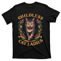 Childless Cat Ladies Feminist Childless Cat Ladies 2024 T-Shirt