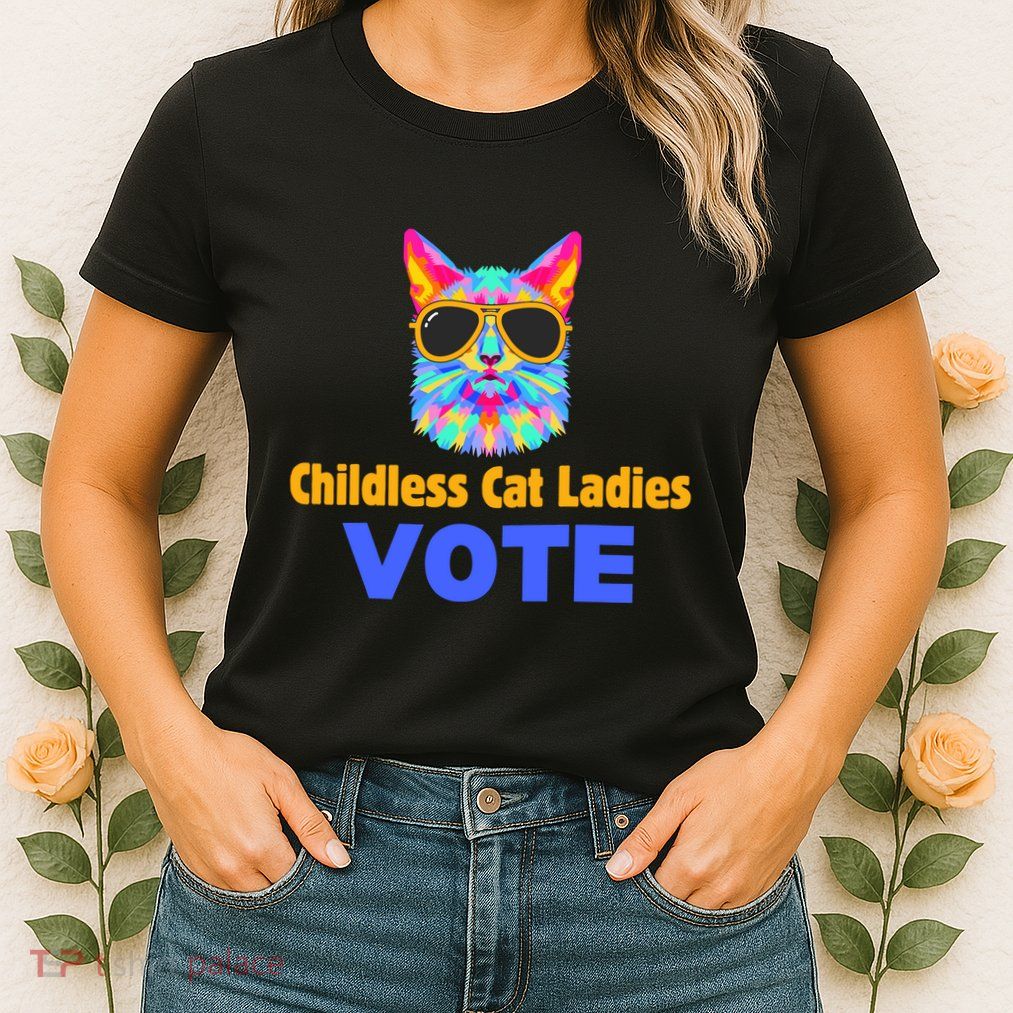 Childless Cat Ladies Vote Blue Womens T-Shirt