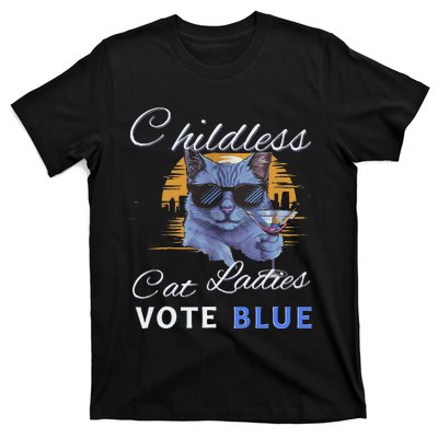 Childless Cat Ladies Vote Blue In November Kamala President Gift T-Shirt