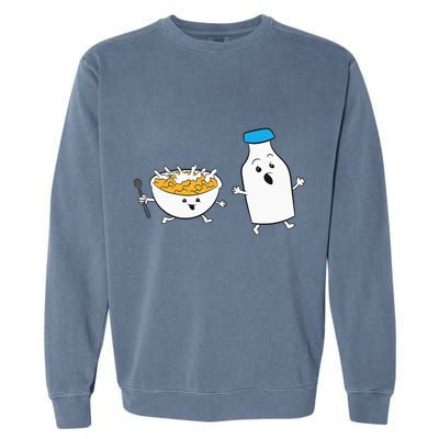 Cereal Chasing Milk Cornflakes Breakfast Cereal Garment-Dyed Sweatshirt