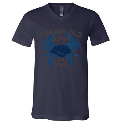 Cute Crabby Old Dude Since 1949 70th Birthday Crab Fishing V-Neck T-Shirt