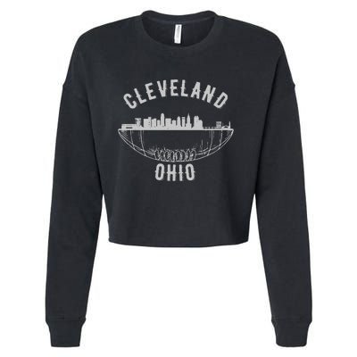 Cool Cleveland Ohio OH Football Skyline Skyscraper Fan Gift Cropped Pullover Crew