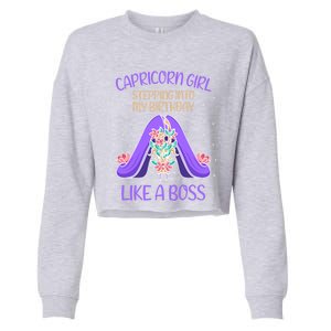 Cute Capricorn Queen Boss January Birthday Zodiac Gift Cropped Pullover Crew