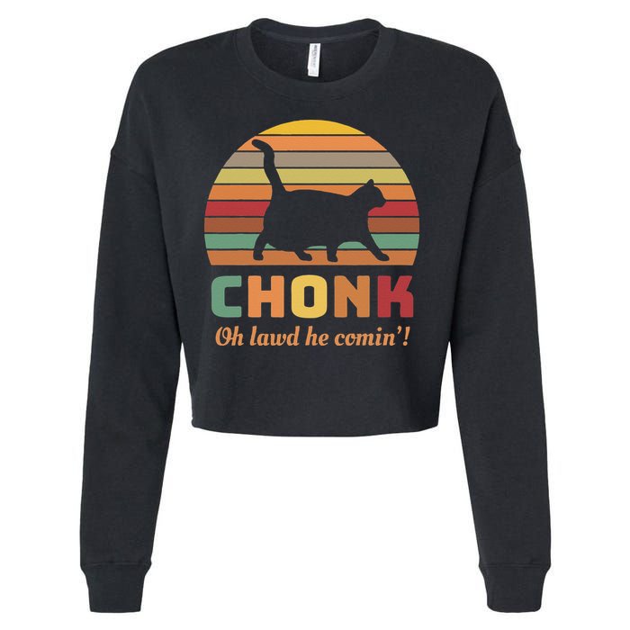Chonk Cat Scale Meme Retro Oh Lawd He Comin Memes Cropped Pullover Crew