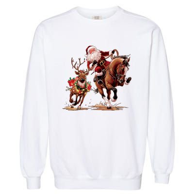 Christmas Cowboy Western Xmas Funny Cowboy Santa Bulldogging Garment-Dyed Sweatshirt