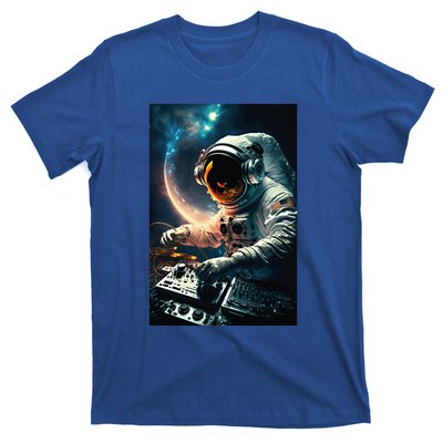 Cosmic Dj Astronaut Djing In Space And Graphic Gift T-Shirt