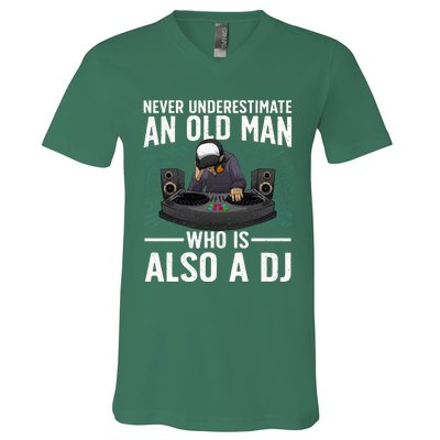 Cool Dj Art For Grandpa Dad Dj Turntable Music Disc Jockey V-Neck T-Shirt