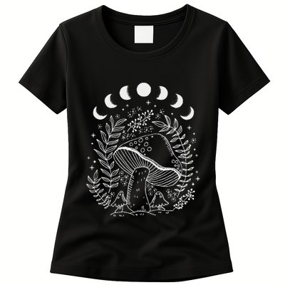 Cottagecore Dark Academia Aesthetic Mushroom Moon Witchy Womens T-Shirt