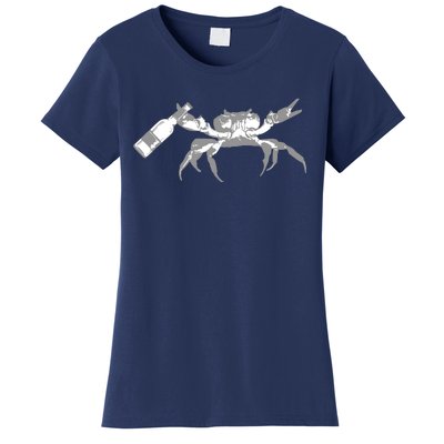 Crab Drinking Beer Women's T-Shirt