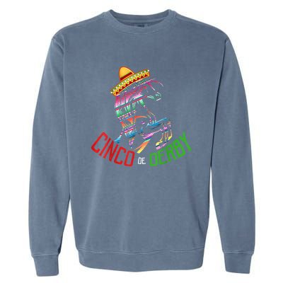 Cinco De Derby Mayo Sombrero Horse Race Kentucky Party Garment-Dyed Sweatshirt