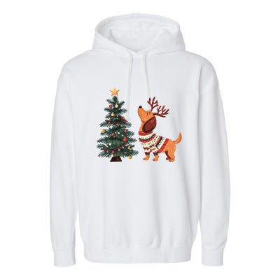 Cute Dachshund Decorate Christmas Tree Merry Xmas Dog Lover Gift Garment-Dyed Fleece Hoodie