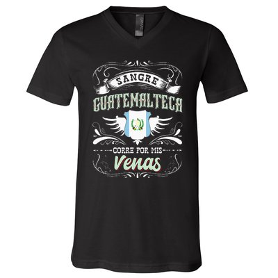 Camisa De Guatemala Sangre Guatemalteca Corre Por Mis Venas V-Neck T-Shirt