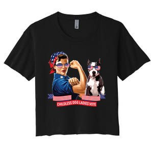 Childless Dog Lady Is Voting Kamala Election Usa 2024 Women's Crop Top Tee