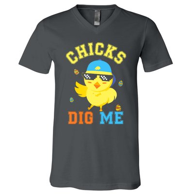 Chicks Dig Me Happy Easter Egg Hunt Funny V-Neck T-Shirt