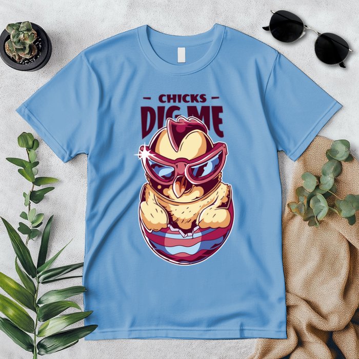 Chicks Dig Me Funny Premium T-Shirt