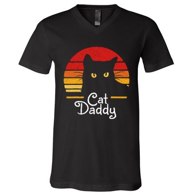 Cat Daddy Retro 70s 80s Black Cat Funny Cat Dad Gifts V-Neck T-Shirt