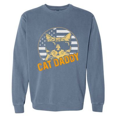 Cat Daddy Vintage Cat 80s Retro USA 4th of July For Cat Dad Garment-Dyed Sweatshirt