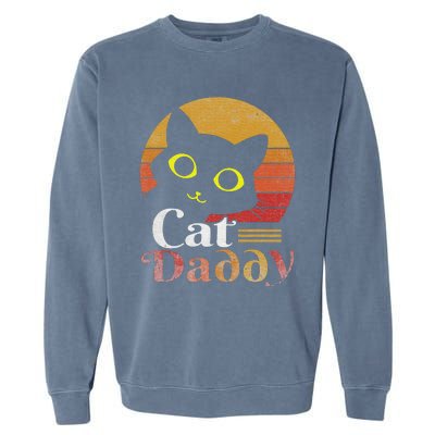 Cat Daddy Vintage Eighties Style Cat Retro Distressed Garment-Dyed Sweatshirt