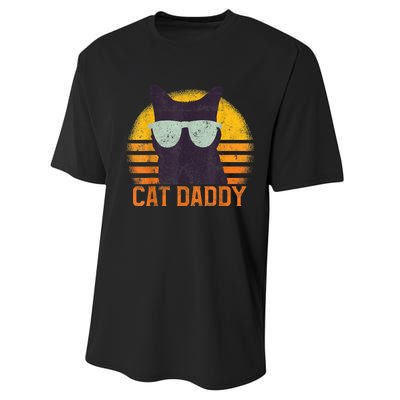 Cat Daddy Vintage Eighties Style Cat Retro Distressed Performance Sprint T-Shirt