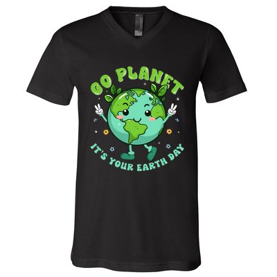 Cute Earth Day For Teachers Save The Planet V-Neck T-Shirt