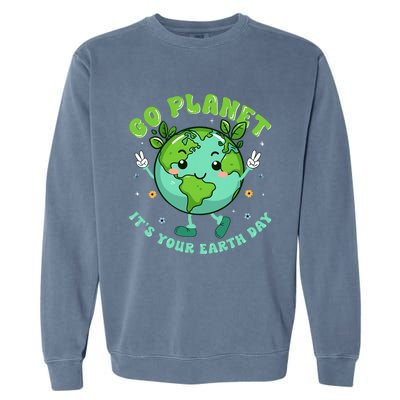 Cute Earth Day For Teachers Save The Planet Garment-Dyed Sweatshirt