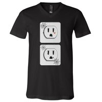 Cute Electrical Outlet Plug & Socket Funny Halloween Couples V-Neck T-Shirt