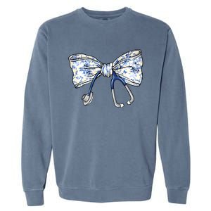 Cute Floral Blue Coquette Bow Stethoscope Nurse Doctor Garment-Dyed Sweatshirt