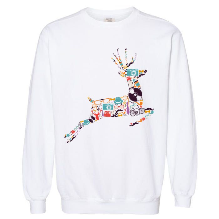 Cool Festive Christmas Gifts Pattern Reindeer Garment-Dyed Sweatshirt