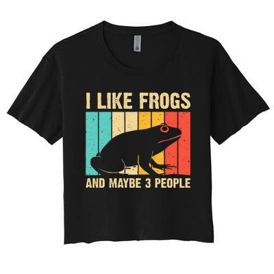 Cute Frog Design For Toad Lover  Amphibian Animals Women's Crop Top Tee