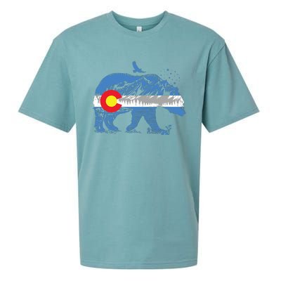 Colorado Flag Design Mountains And Bear Landscape Graphic Sueded Cloud Jersey T-Shirt