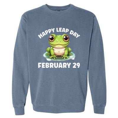 Cute Frog February 29th Leap Day 2024 Garment-Dyed Sweatshirt