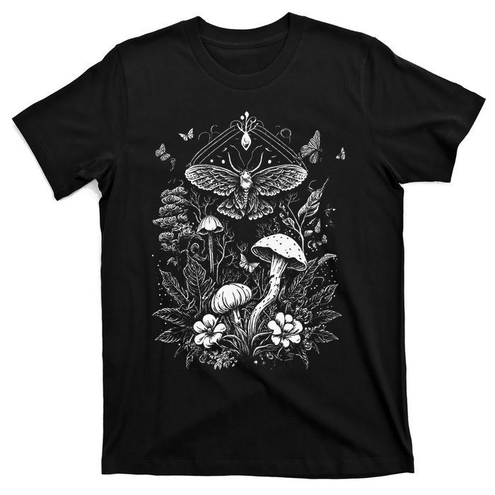 Cute Fairycore Floral Moth Aesthetic Women Graphic T-Shirt