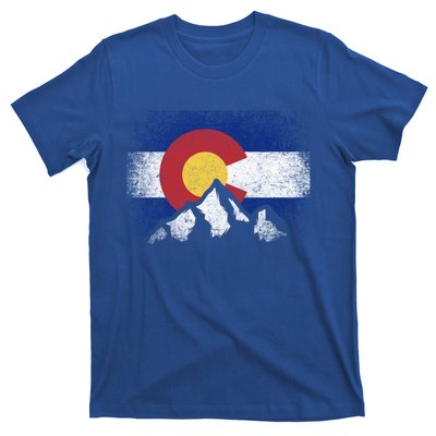 Colorado Flag Mountain Ski Winter Gift Hiker Hiking Camping Gift T-Shirt