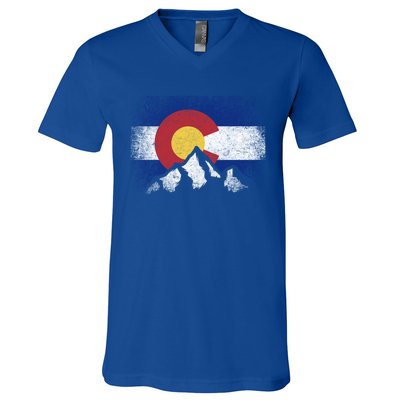 Colorado Flag Mountain Ski Winter Gift Hiker Hiking Camping Gift V-Neck T-Shirt