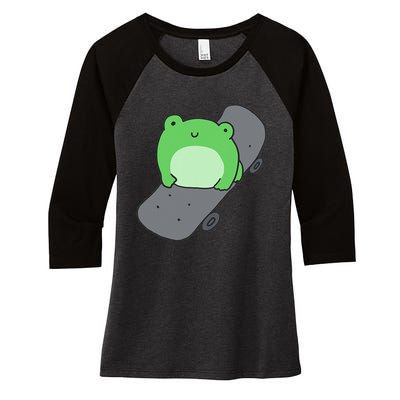 Cute Frog On Skateboard Kawaii Aesthetic Frog Women's Tri-Blend 3/4-Sleeve Raglan Shirt