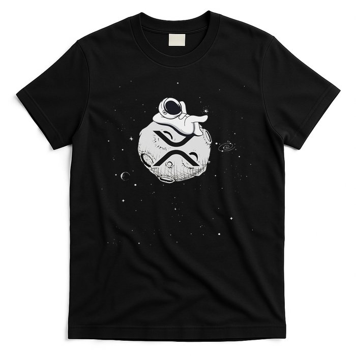 Cryptocurrency Fun Relaxing Space Man On Xrp Crypto Moon T-Shirt