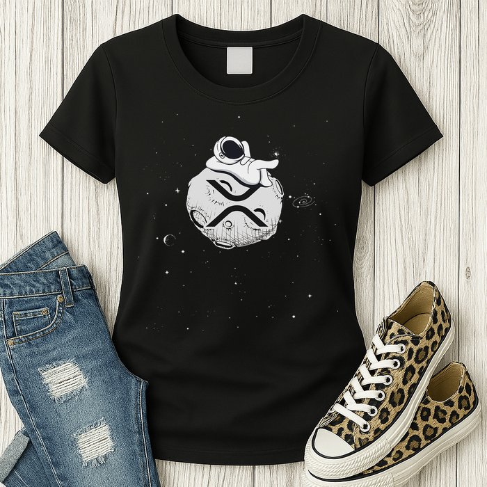 Cryptocurrency Fun Relaxing Space Man On Xrp Crypto Moon Womens T-Shirt