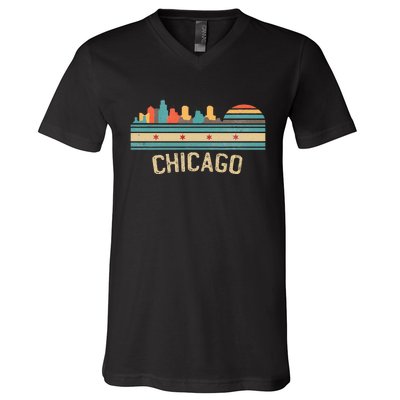 Chicago Flag Skyline Vintage Illinois City Retro Souvenir V-Neck T-Shirt