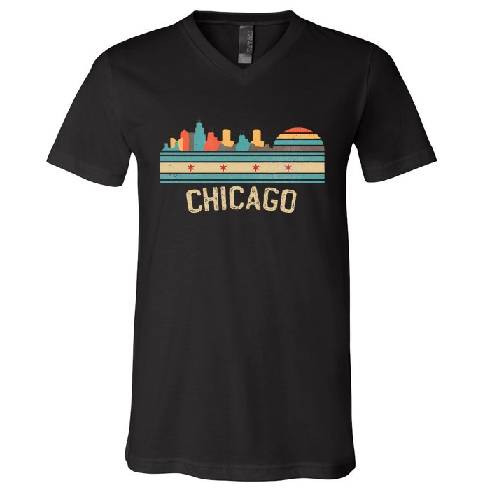 Chicago Flag Skyline Vintage Illinois City Retro Souvenir V-Neck T-Shirt